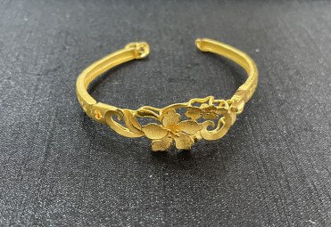 金飾